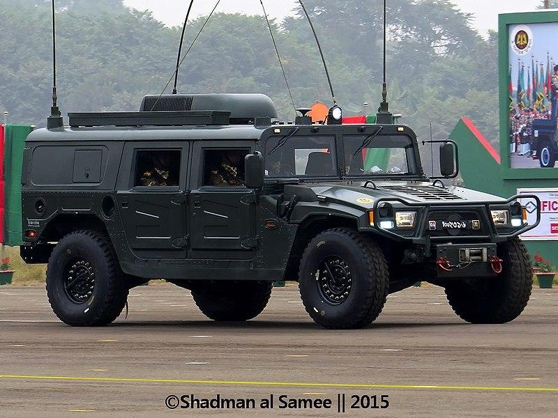 Dong Feng EQ2050 Humvee Jeep China Military